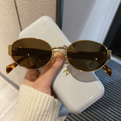 Round Frame Women Trendy Glasses